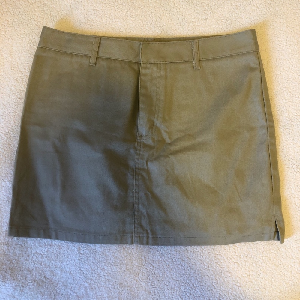 Gray dickies skirt, size 9,